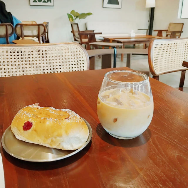 KIRO Cafe in Batam