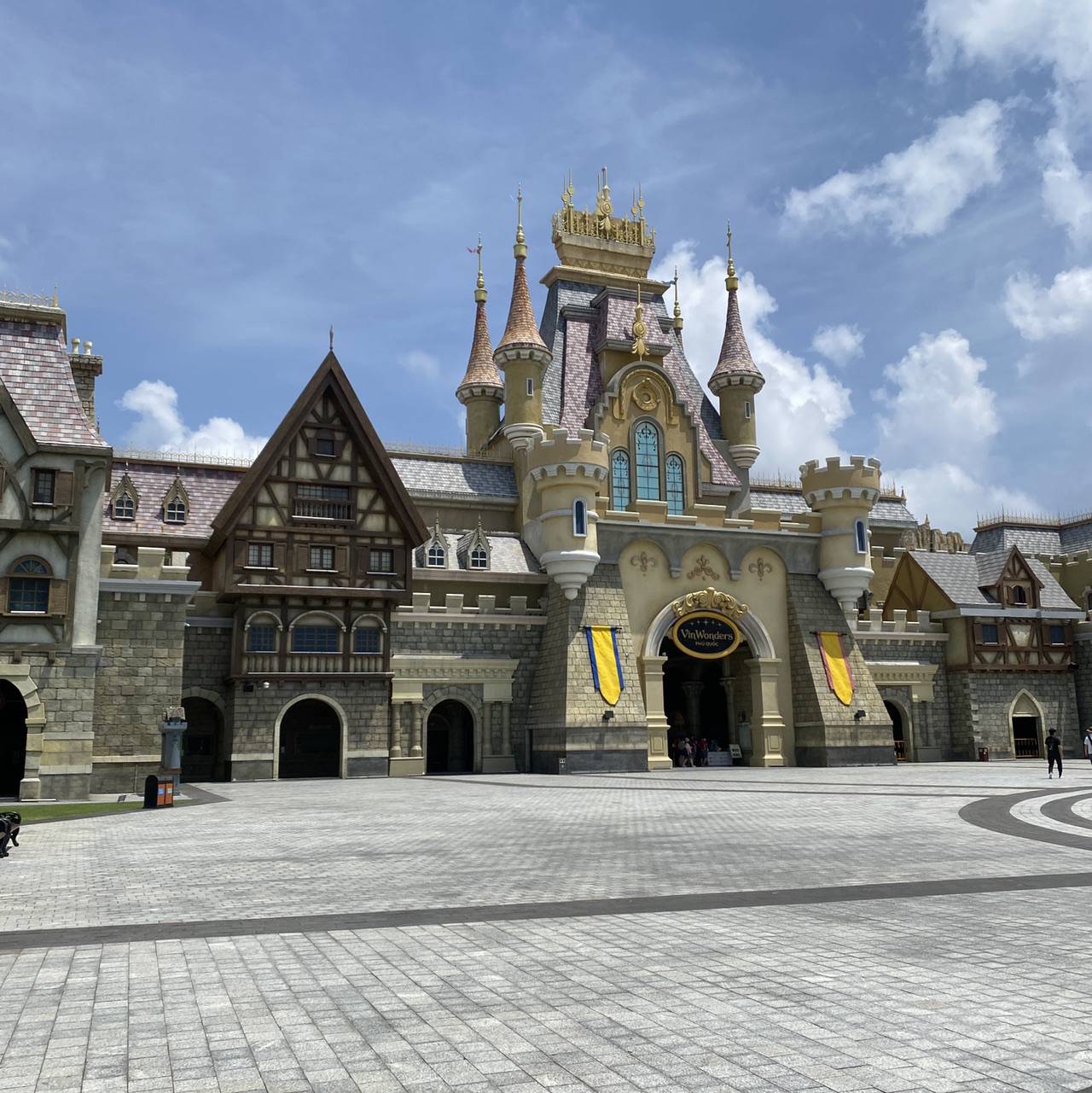 Северный «Имперский жемчуг»: Мир Vinpearl и стратегия раздельного проживания-Cổng vào Vinwonders Phú Quốc