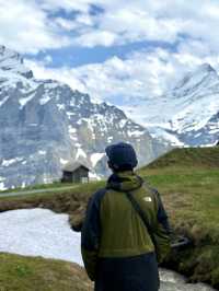 “Just me, the mountains, and a thousand thoughts.”