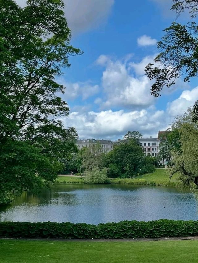 Exploring the Timeless Beauty of Rosenborg Slott