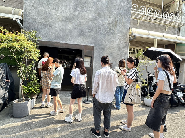 臺中西區 連外國人都來排隊的米其林義式冰淇淋 MINIMAL