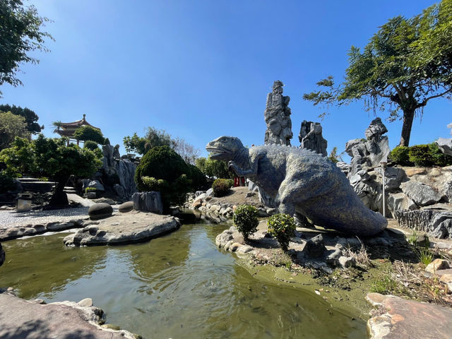 走進迷宮陣中~全台最大的主題寺廟公園! 走進迷宮陣中~全台最大的主題寺廟公園!