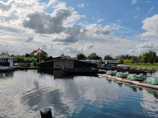 Smits Paviljoen: A Waterside Escape