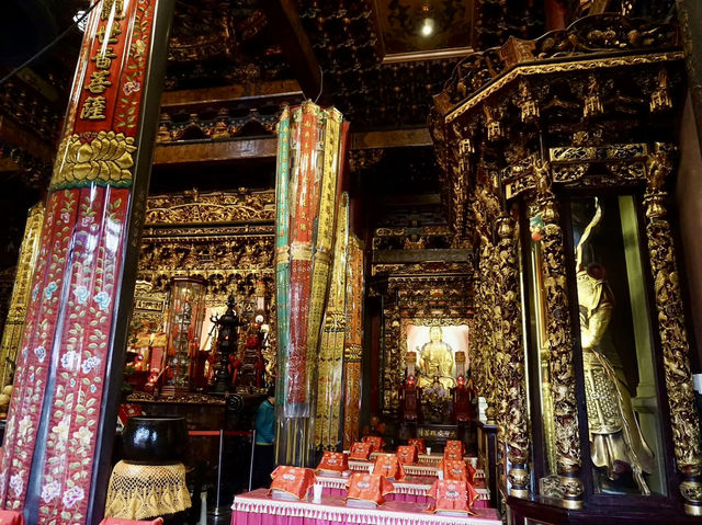 วัดหลงซาน (Longshan Temple) 🙏😇