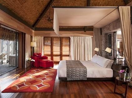 The St. Regis Bora Bora Resort - Gorgeous hotel..all needs anticipated 
