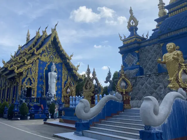 🐯 รีวิวเที่ยว “วัดร่องเสือเต้น ” จังหวัดเชียงราย 