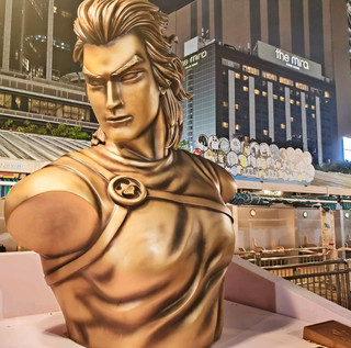 Hong Kong Avenue of Comic Stars | A Must-Visit Photo Spot for HK Comic Fans.