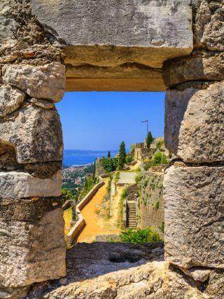 Klis Fortress Fairytale Exploring Game of Thrones Magic in Croatia 🏰🐉