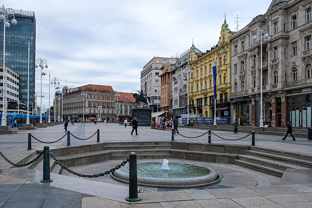 Zagreb's Ultimate Vibe: Ban Jelačić Square Unveiled 🇭🇷✨
