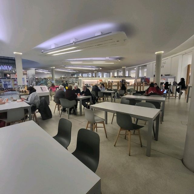 📗知識的寶庫📚Manchester Central Library