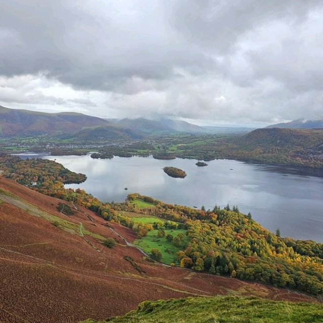 Changing seasons in the Lakes 🍂🏞