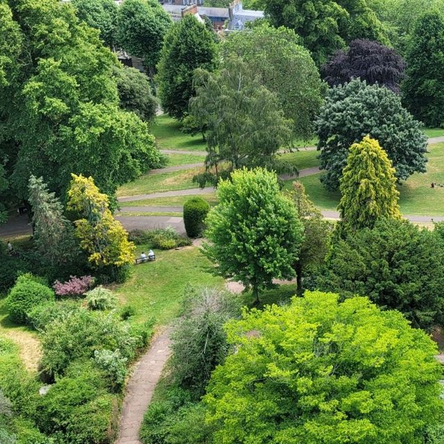 從高處俯瞰的魔幻Bristol⭐️Cabot Tower的壯麗全景🔆