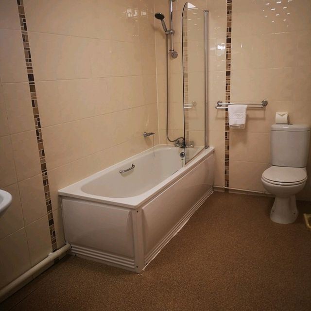   🏭📷帶你住酒店3🏘️🤑   隱藏在格拉斯哥市中心嘅❌❌？？想知就㩒入嚟啦😜😜