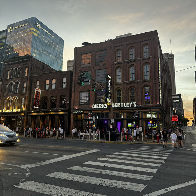Yeehaw for Nashville! ❤️‍🔥🏙️