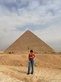 Giza pyramids 
