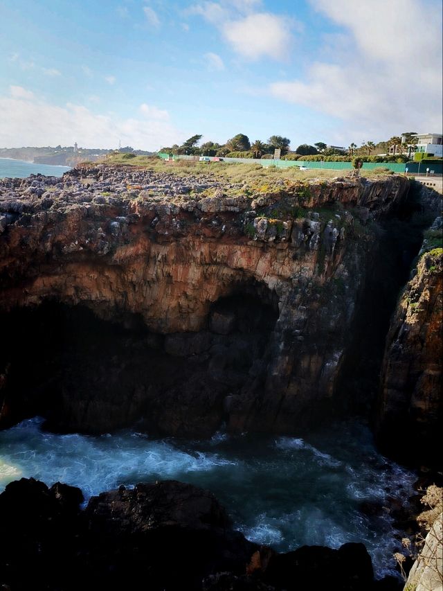 🌊 Exploring Boca do Inferno in Cascais 🌋