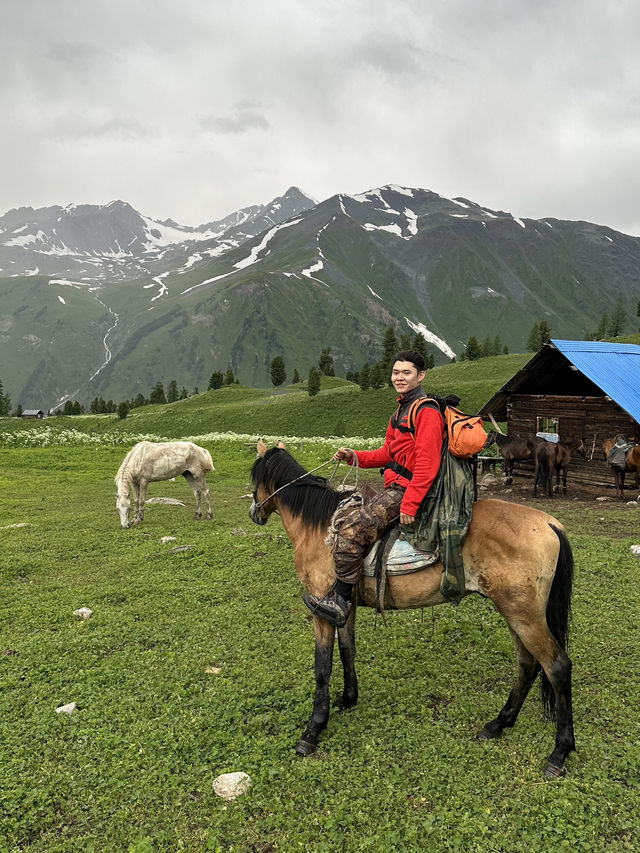 To the Edge of Silence: Horseback to Belukha and the Wild Altai