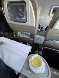 ✈️【搭乗記】上海航空ビジネスクラス FM890便 - 名古屋 → 上海 B737 搭乗レポート