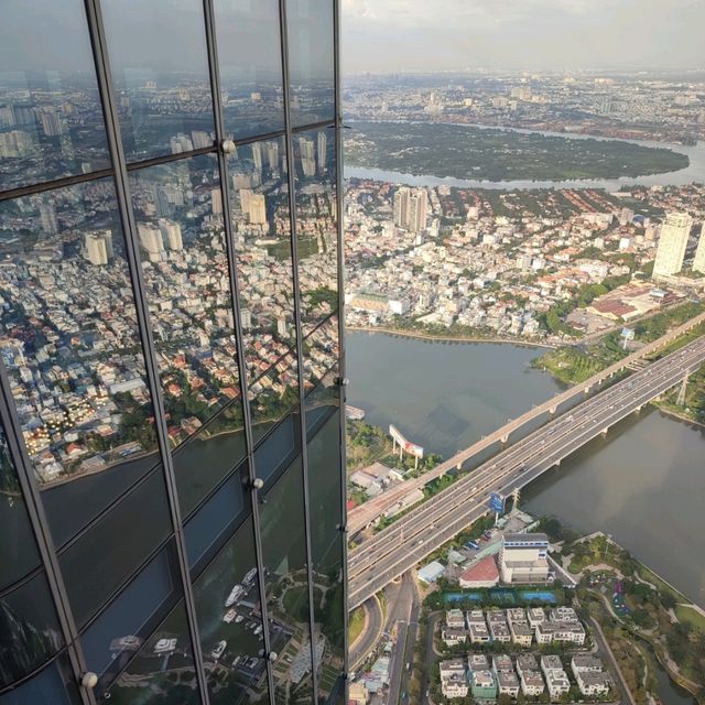 Climbing on top of Landmark 81 🇻🇳