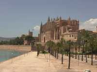 La Seu. The welcoming fortress into Palma de Mallorca
