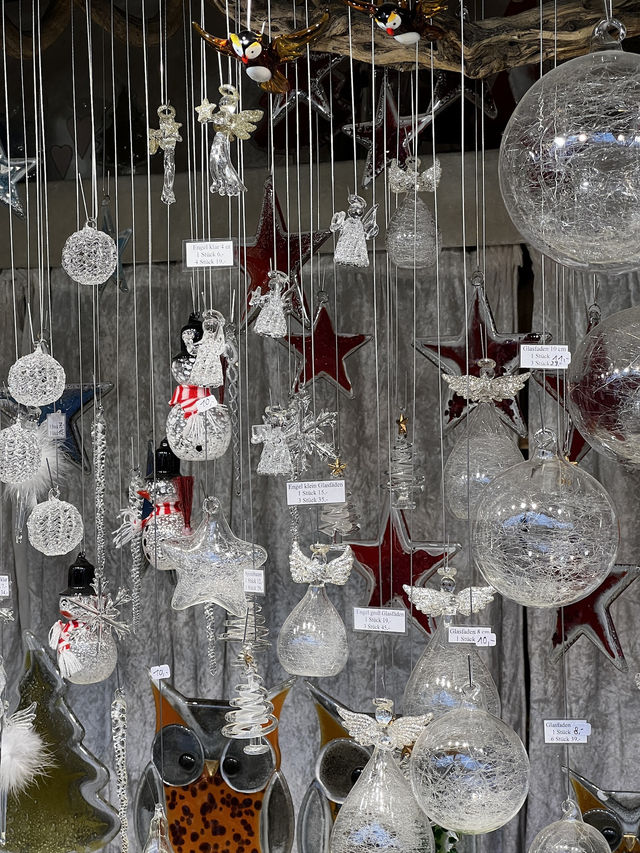 WINTER MAGIC AT MÜNSTERPLATZ 🇨🇭 WINTER MAGIC AT MÜNSTERPLATZ 🇨🇭