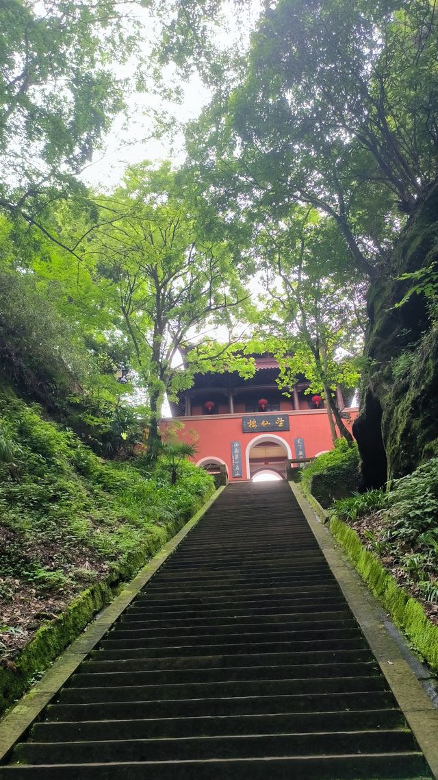 安徽齊雲山︱不要門票，爬山真的太爽