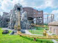 一個充滿多巴胺色彩的樂園丨融創樂園