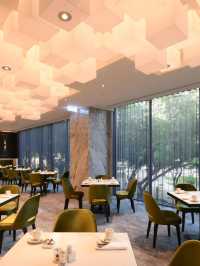 🌟 Kaohsiung's Comfy Corners: Top Hotel Picks! 🏨✨