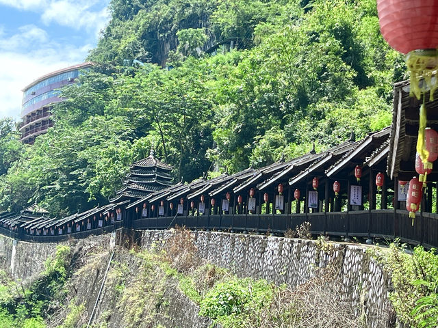 馬山縣靈陽寺