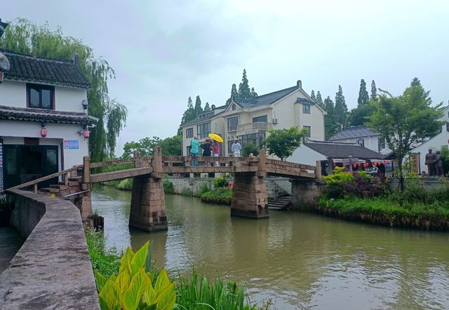 擁有三百年歷史的滬浙景點亮了，一橋跨兩省