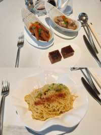 酒店//LN Hotel Five。