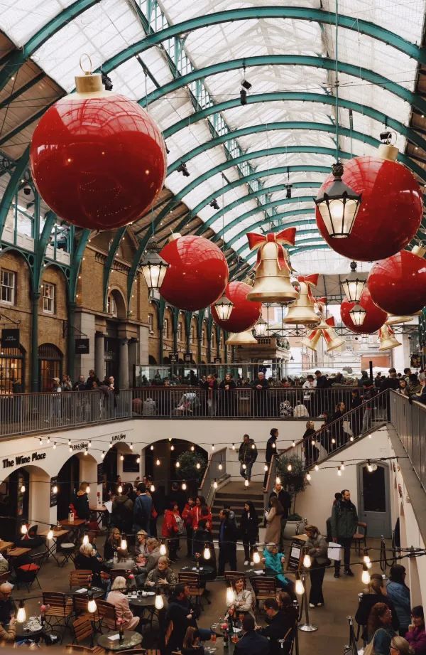 The Christmas Atmosphere in London Has Already Begun!