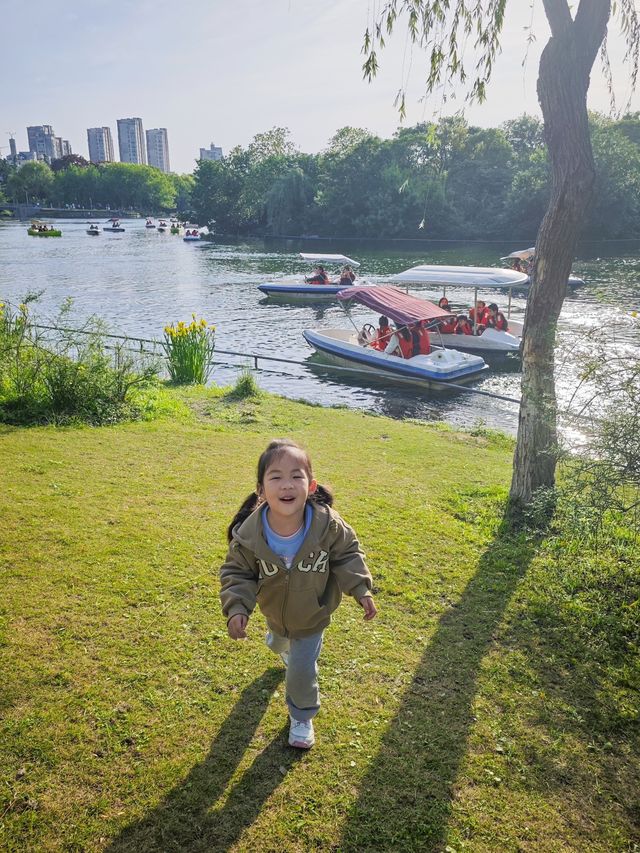 寶藏公園、超好玩彩虹滑道、兒童樂園 玩得停不下來！