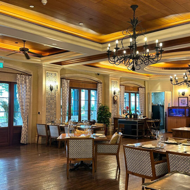 😍來澳門玩，我強烈推薦你哋住呢間法式復古酒店——澳門萊斯酒店😎。 