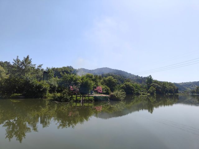 秦溪，俾到你兩次驚喜