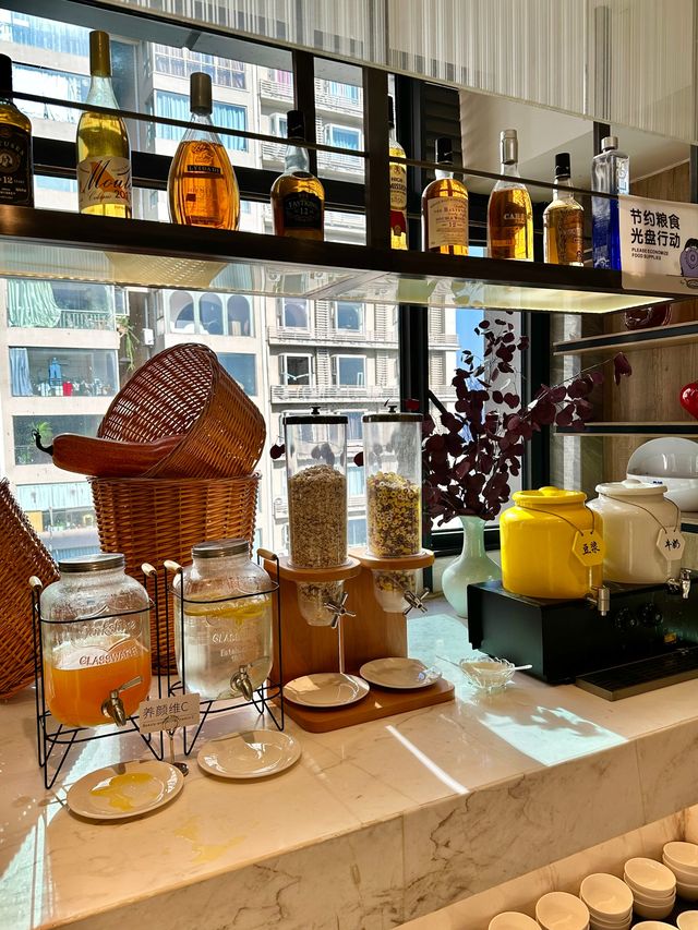 重慶一個神奇嘅江景酒店，私藏兩個打卡點