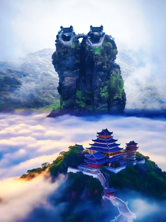 千祈唔好帶對象嚟梵淨山！情侶拖手行完『天橋』嘅結局太虐心…