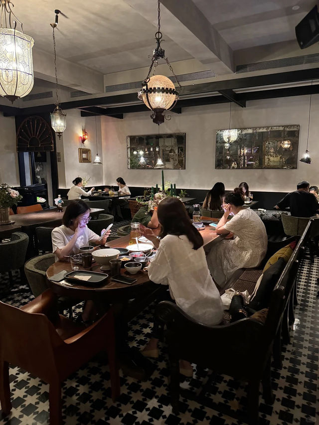 武漢搵到間氛圍感爆棚嘅小店!坐低就好放鬆🥰 武漢搵到間氛圍感爆棚嘅小店!坐低就好放鬆🥰