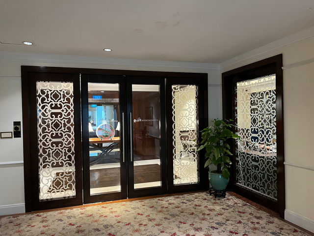 Prime Luxury Base Near Cultural Spots