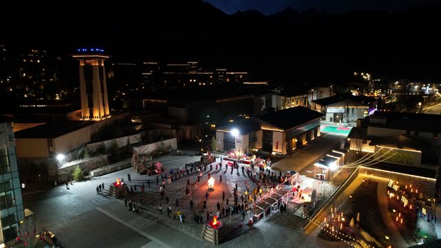 鄭州+重慶+成都+九寨溝+西安 11日遊
