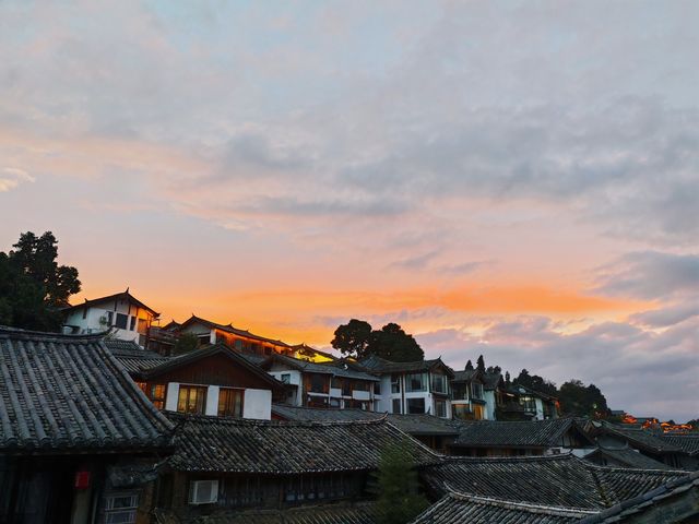 【夜泊心雲舍】麗江古城的夢幻庭院，美到犯規！