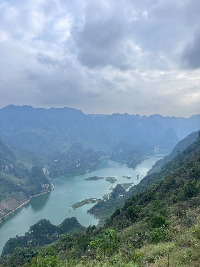 山水秘境凌雲