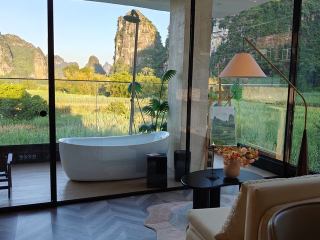 棲於明仕聚寶盆,一窗山水一窗福 推開門,喀斯特的青黛便撞進眼底——「畫山雲野Scenic山水度假 棲於明仕聚寶盆,一窗山水一窗福 推開門,喀斯特的青黛便撞進眼底——「畫山雲野Scenic山水度假