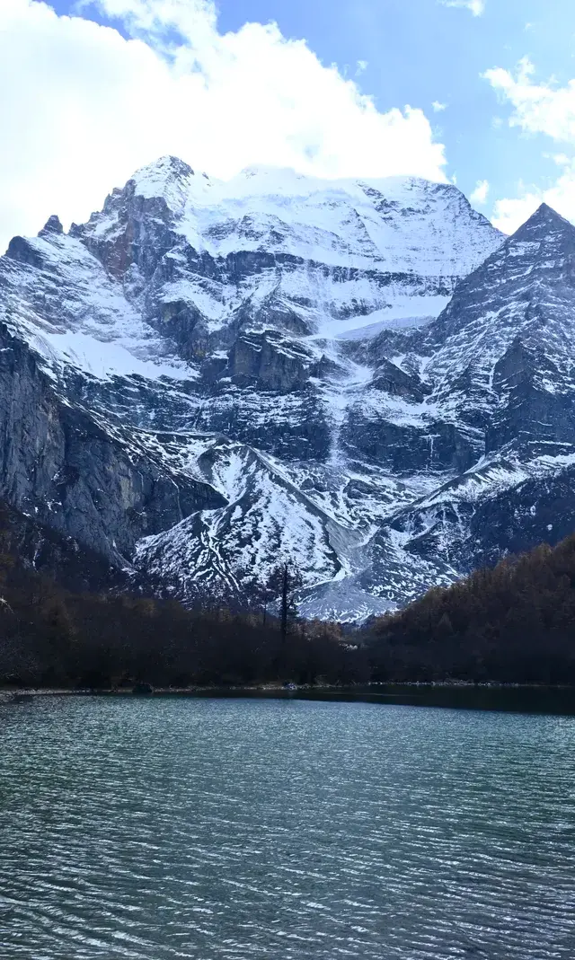 稻城亞丁真的美得要命 稻城亞丁真的美得要命