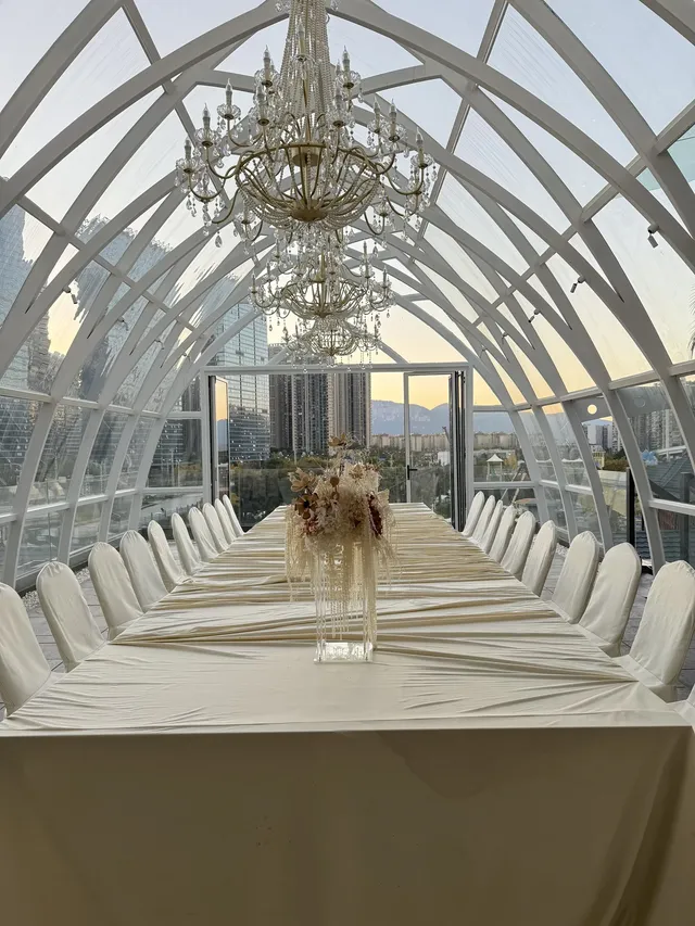 昆明宴請的王！！（逢人必推版！環境巨好！！