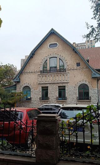 지난역 근처 오래된 양옥 건물 산책 기록