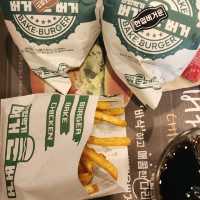 Burger Eun Burger 🍔 in Jangan-gu, Suwon.