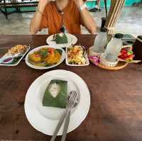 ล่องแพไม้ไผ่วังเคียงคู่