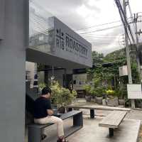 묵직한 ☕️  Roast8ry Coffee Flagship Store 