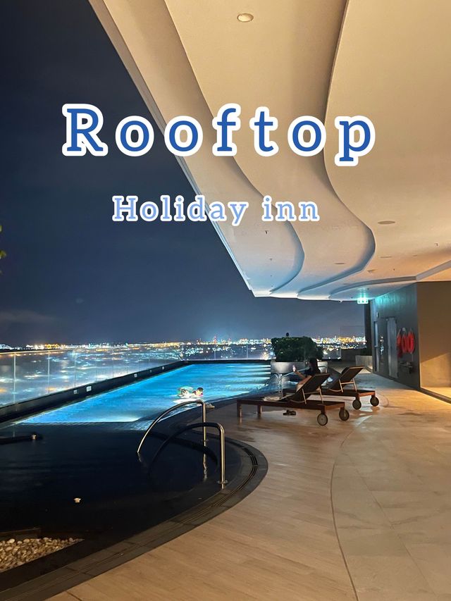Rooftop Holiday Inn